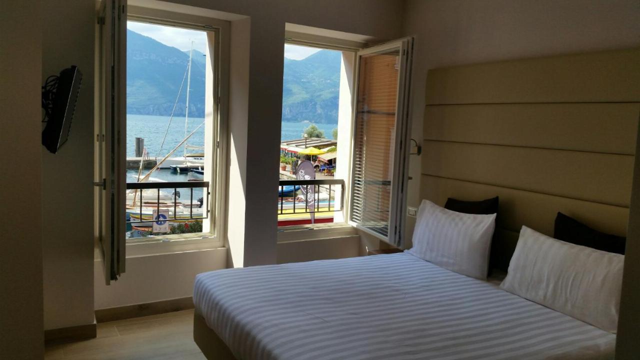 Hotel Danieli La Castellana Lago Di Garda Brenzone sul Garda Ngoại thất bức ảnh